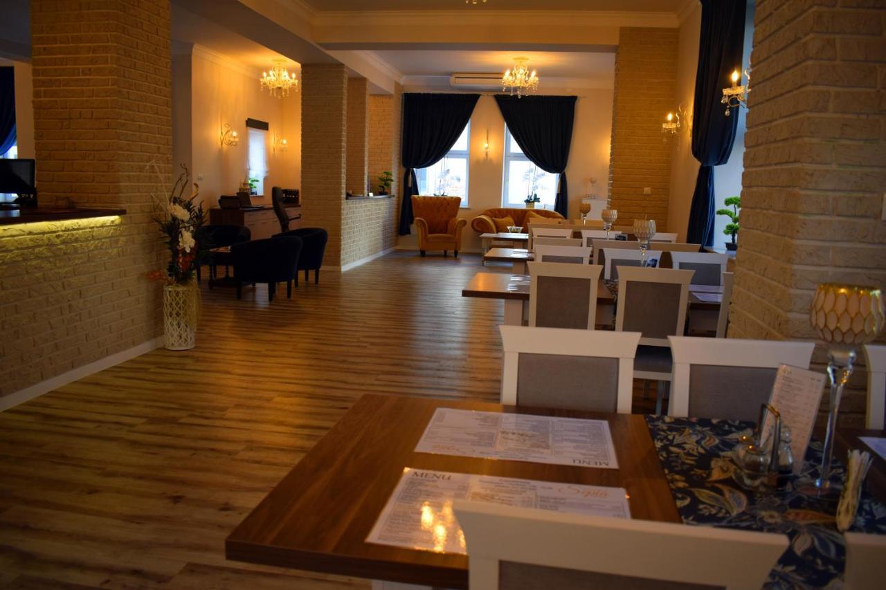 Sepia Restauracja & Noclegi Jaslo  Bagian luar foto