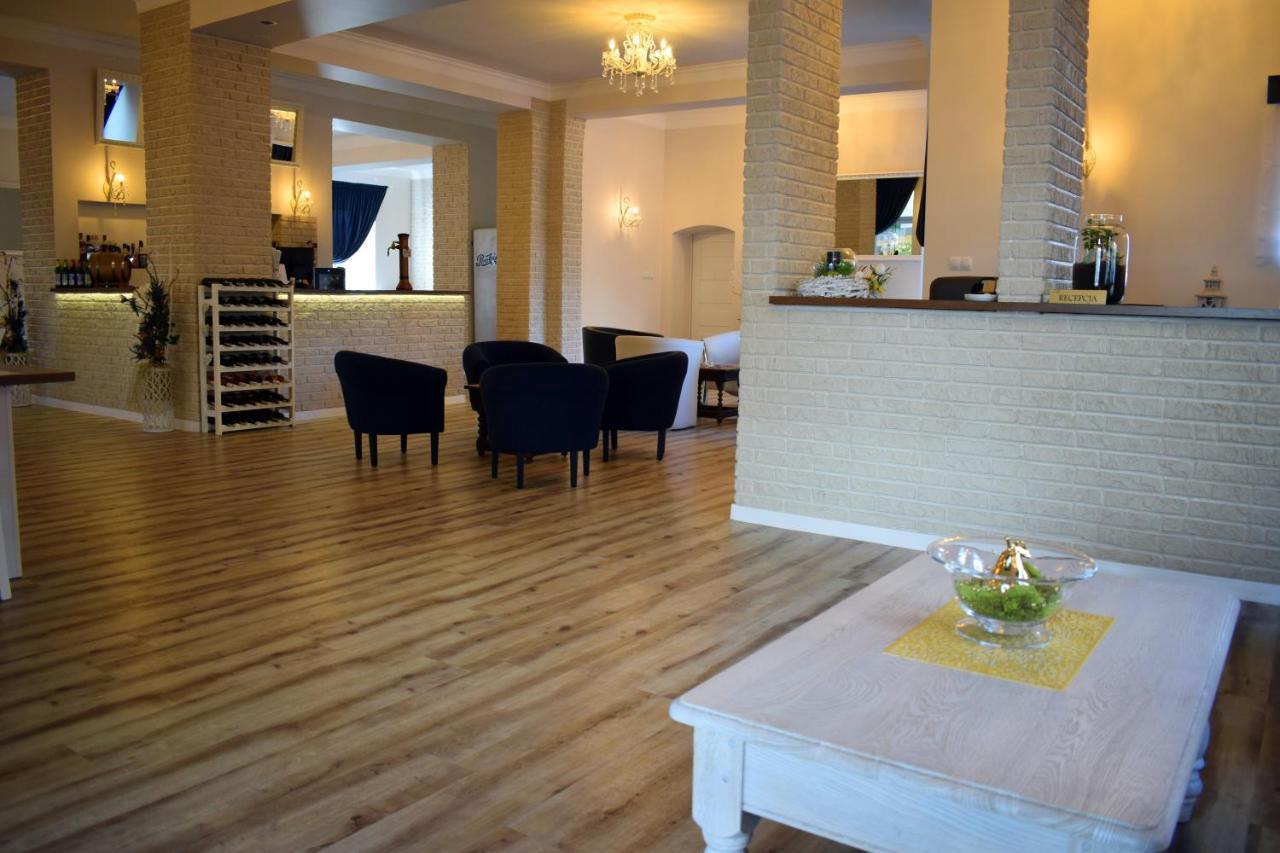 Sepia Restauracja & Noclegi Jaslo  Bagian luar foto